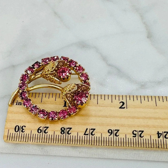 Vintage Pink Glass Brooch Pin Prong Set Rhinestones  Circle Flower Bud C… - Picture 9 of 9